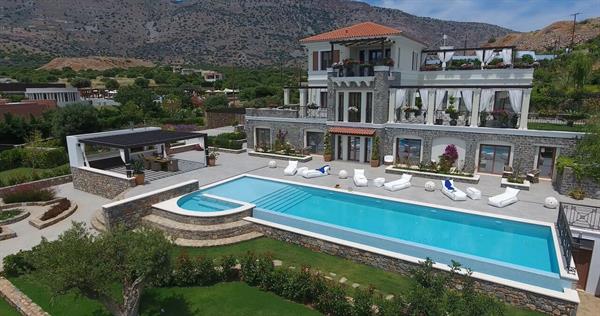 5 Bedroom Villa for Sale in Elounda, Crete, Greece